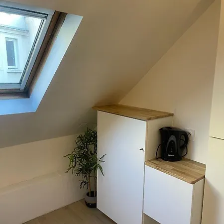Cosy Studio - Metro Alesia Parijs