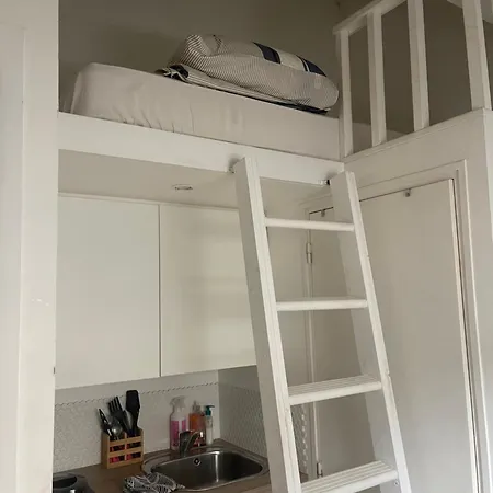 Cosy Studio - Metro Alesia Parijs